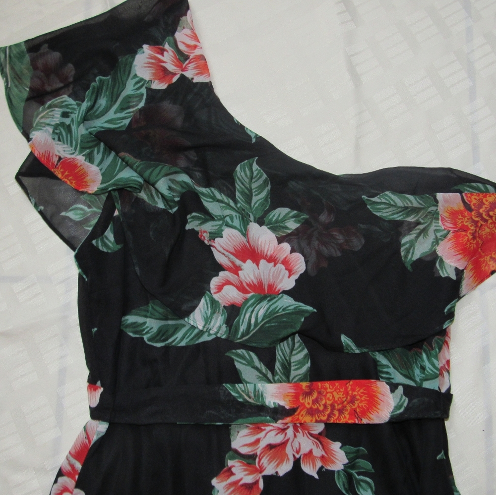 One shoulder asymmetrical floral dress